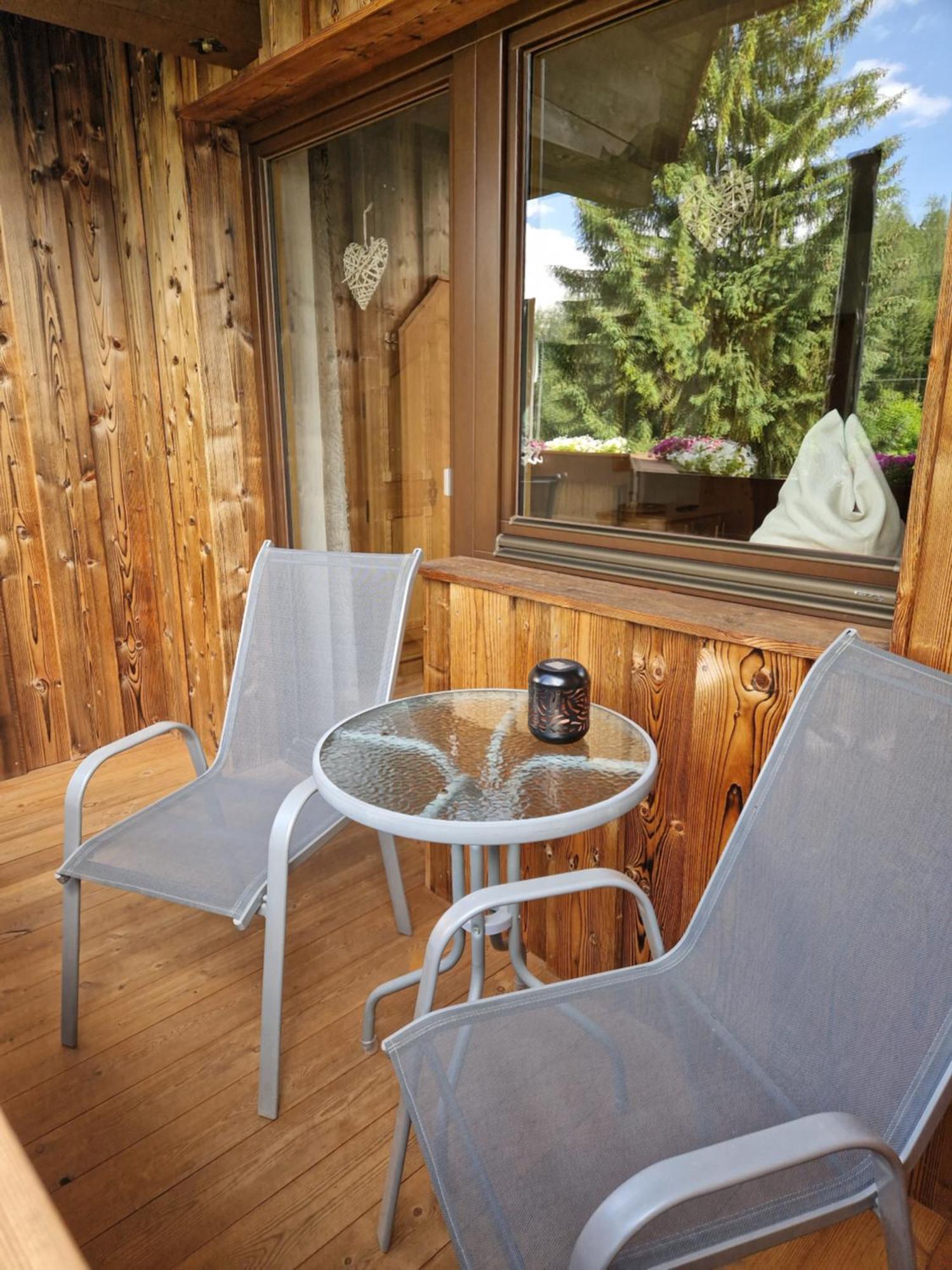 Gaestehaus Schoeneweiss Ehrwald Exterior foto